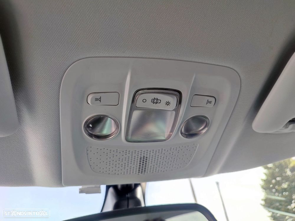 Peugeot 2008 1.2 PureTech Style - 33