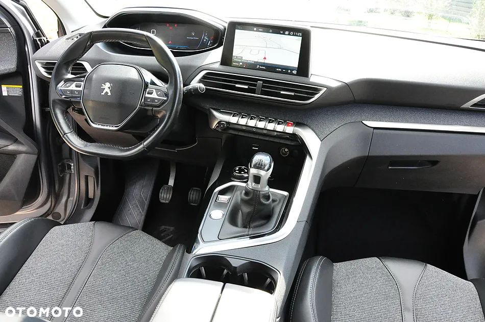 Peugeot 3008 1.6 BlueHDi Allure S&S - 17