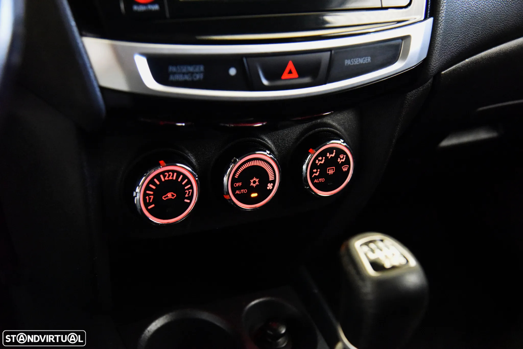 Mitsubishi ASX 1.6 DI-D Intense Black Edition - 24