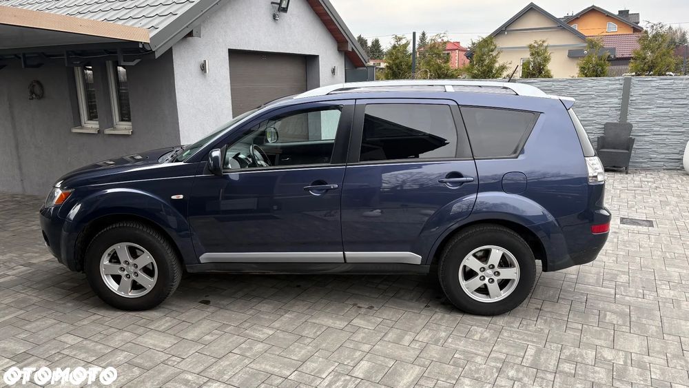Mitsubishi Outlander 2.4 2WD Plus - 8