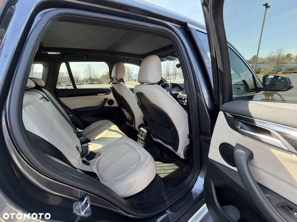 BMW X1 - 16