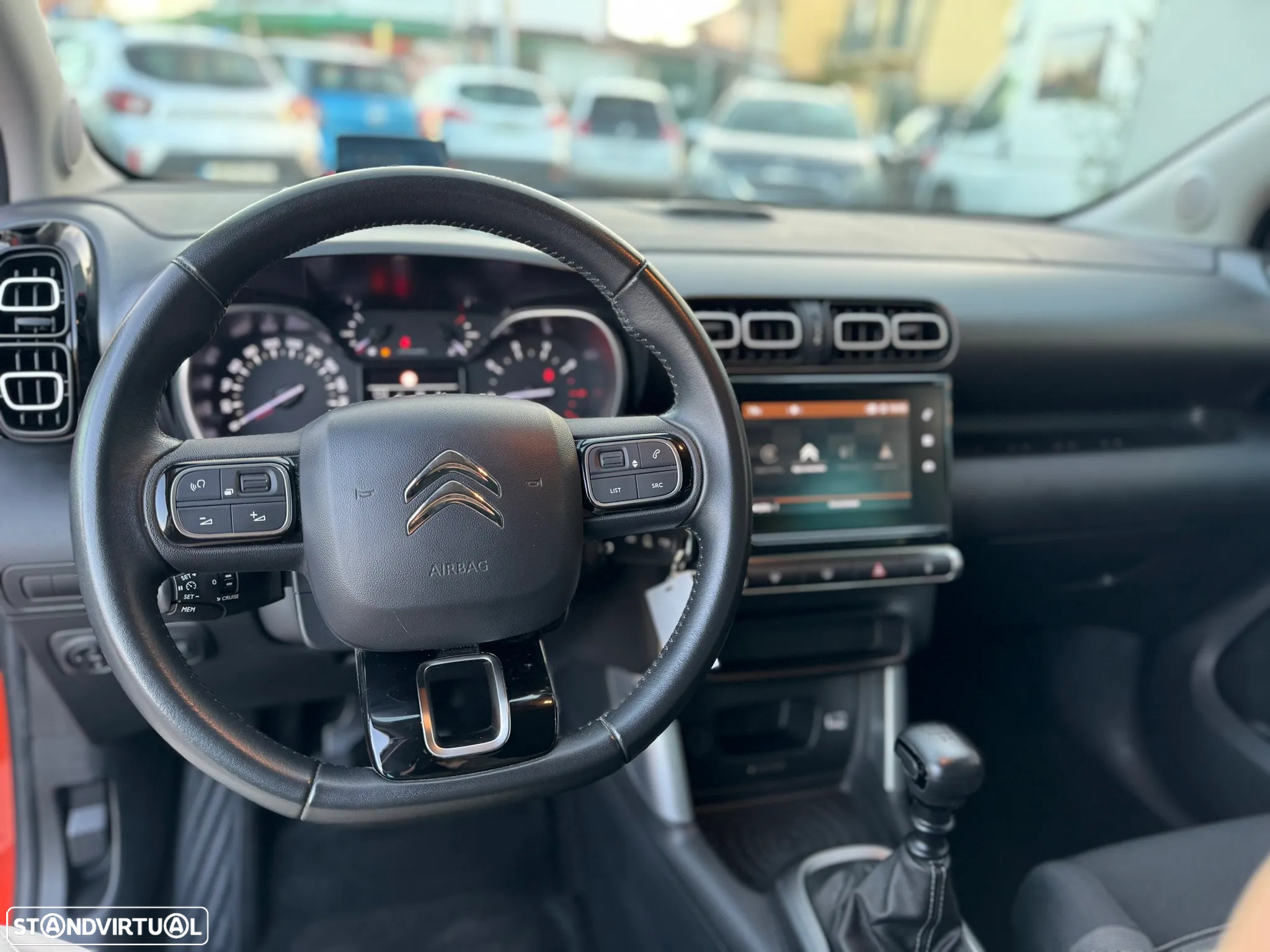 Citroën C3 Aircross BlueHDI 100 Stop & Start Shine - 17