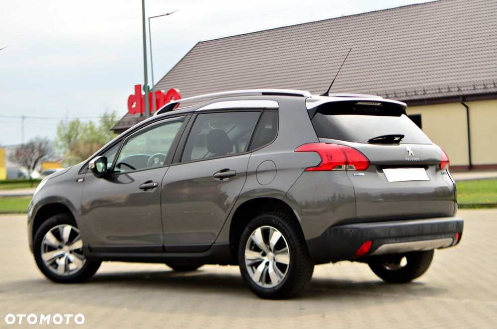 Peugeot 2008 PureTech 82 Style - 6