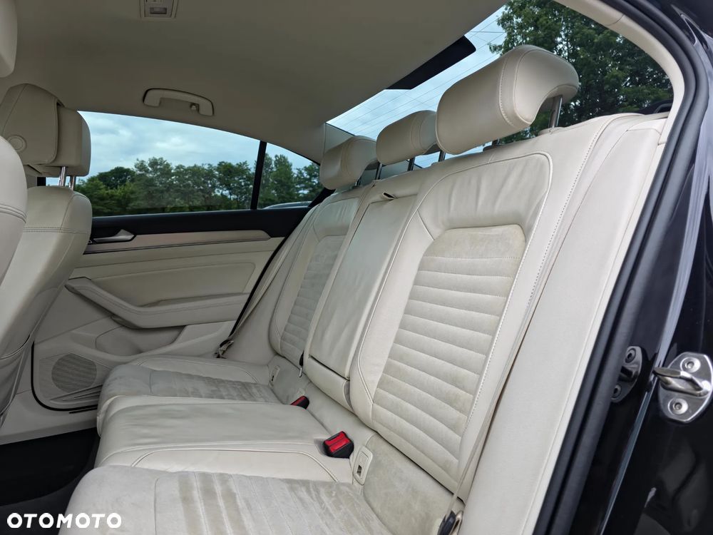 Volkswagen Passat 1.8 TSI BMT Highline DSG - 26