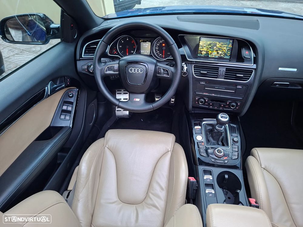 Audi A5 Cabrio 2.0 TDi S-line - 33