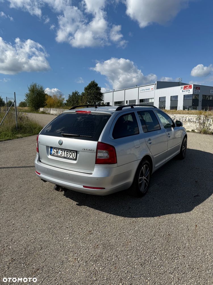 Skoda Octavia 1.4 TSI Ambition - 11