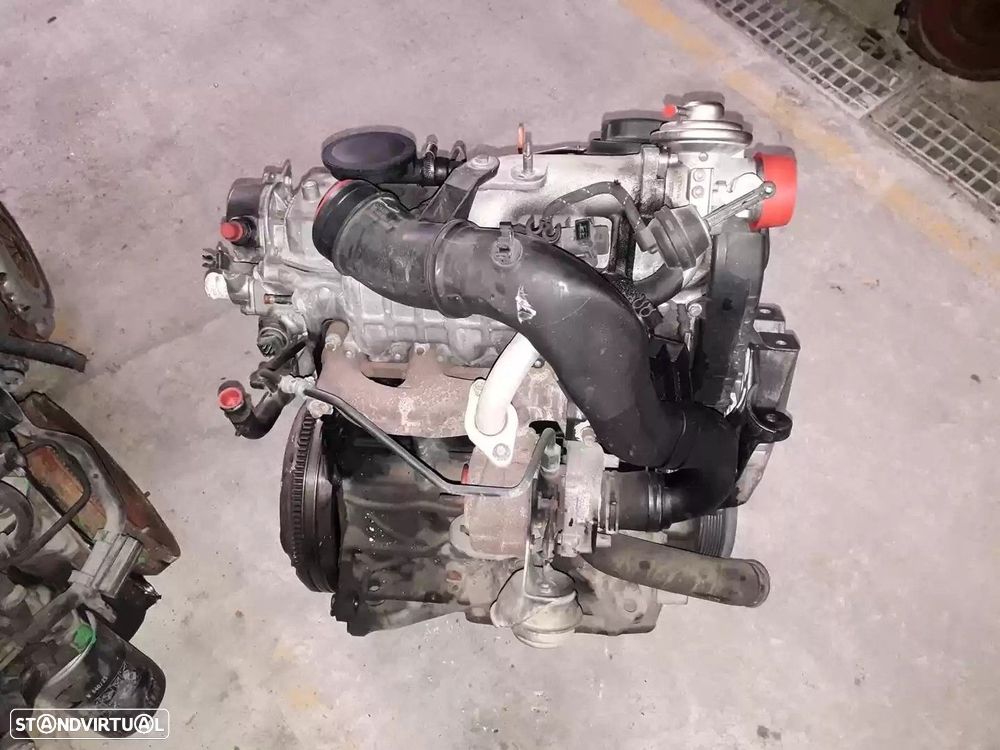 MOTOR COMPLETO AUDI A3 1998 -AHF - 2