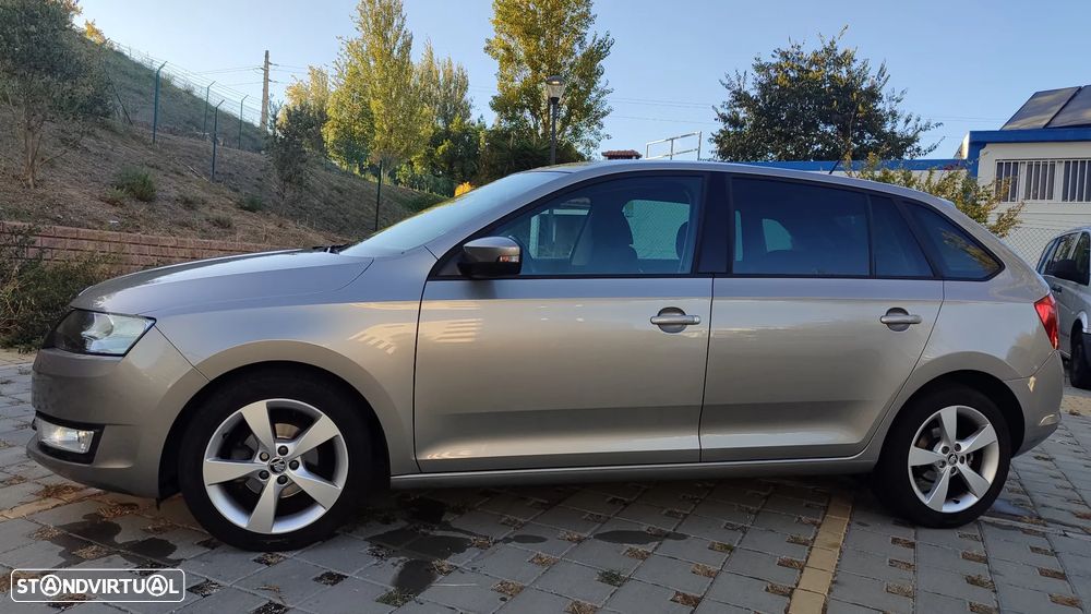 Skoda Rapid Spaceback - 5
