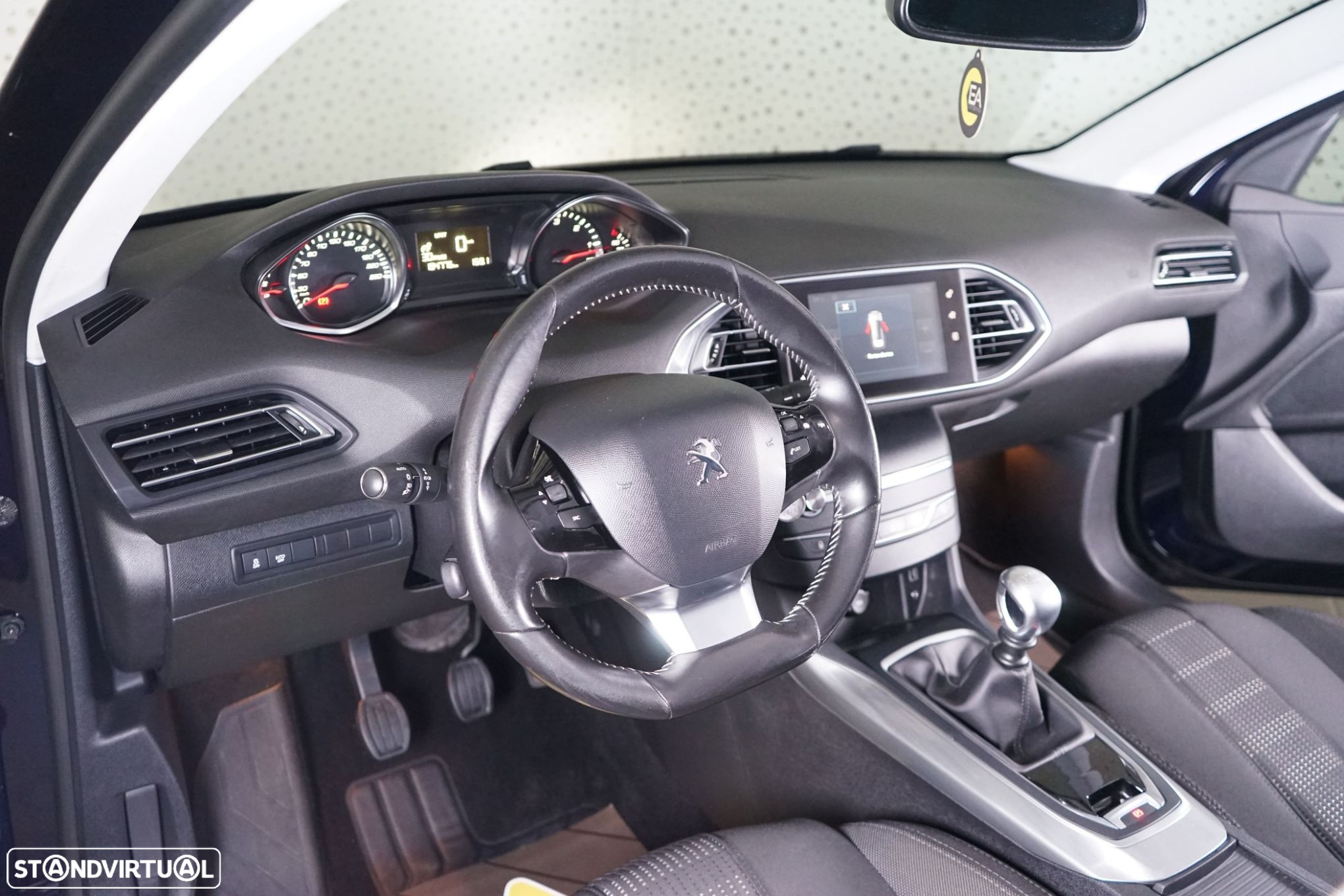 Peugeot 308 SW 1.6 BlueHDi Allure - 16