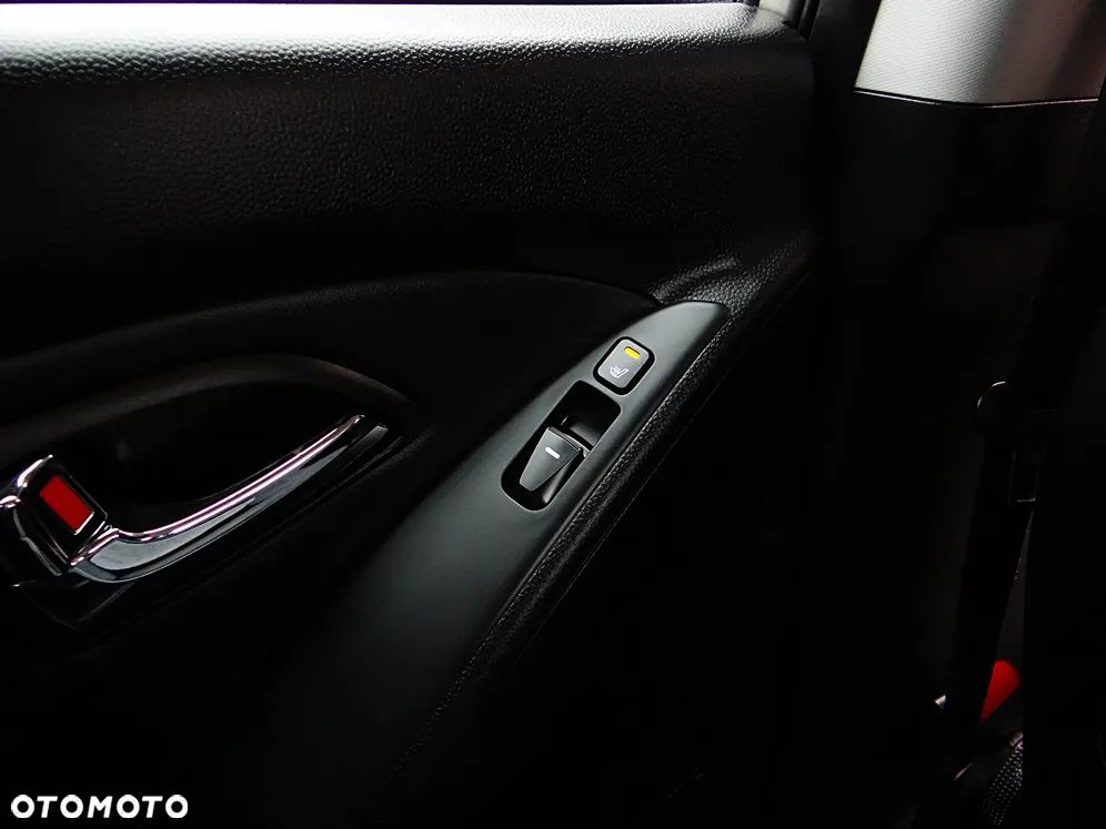 Hyundai ix35 2.0 CRDi 4WD Automatik Premium - 35