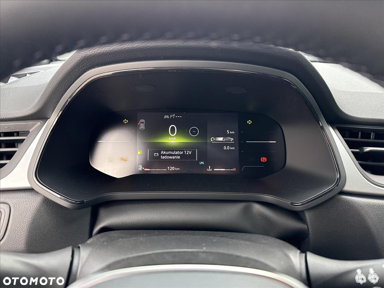 Renault Captur - 14