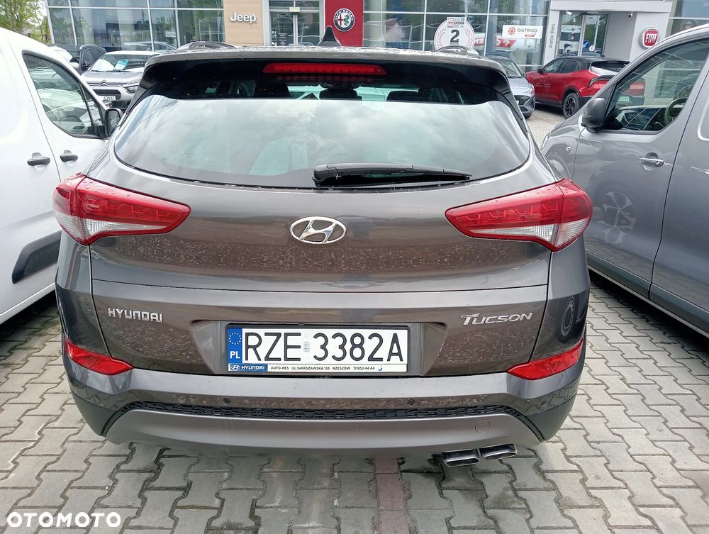 Hyundai Tucson 2.0 CRDI 2WD Style - 8