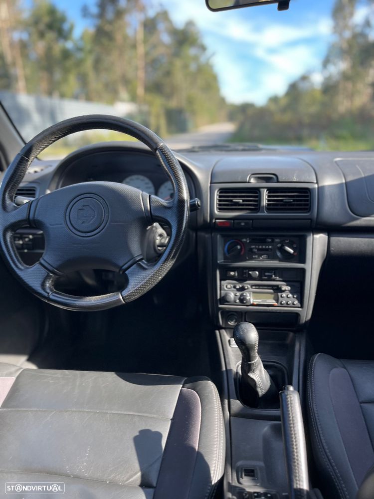 Subaru Impreza 2.0 GT 4x4 AC+TA+ABS - 13