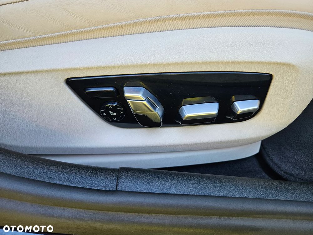 BMW Seria 5 530d M Sport sport - 17