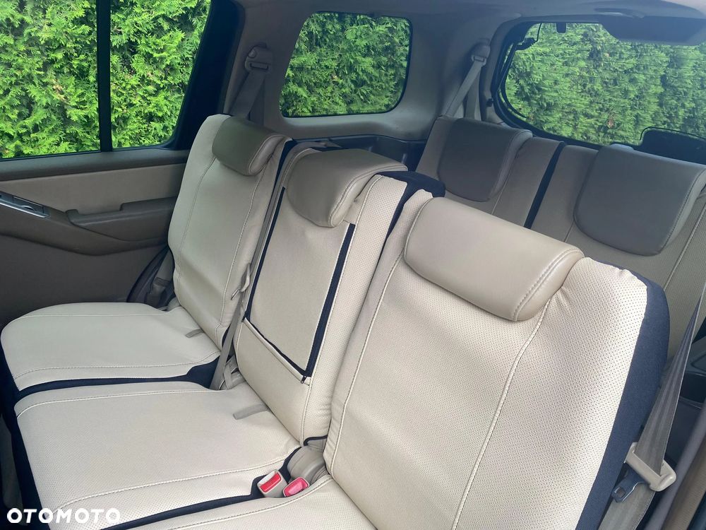 Nissan Pathfinder 2.5 DCi Elegance / LE - 24