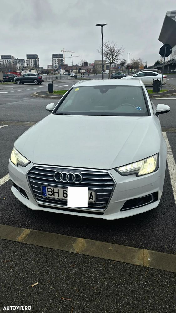 Audi A4 Avant 2.0 TDI ultra S tronic - 1
