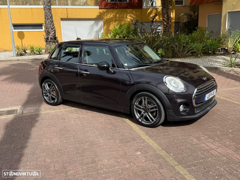 MINI 5 Portas Cooper D - 14