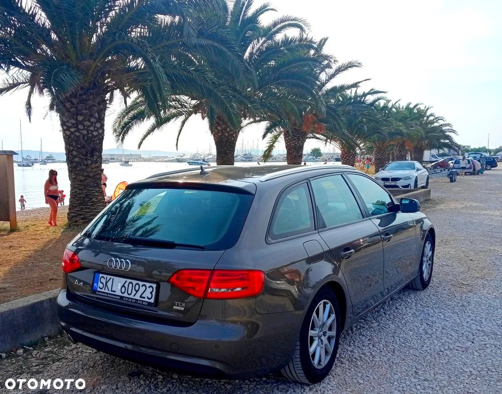 Audi A4 Avant 2.0 TDI ultra - 23