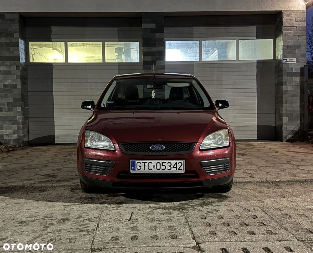 Ford Focus 1.6 TDCi Ambiente DPF - 2