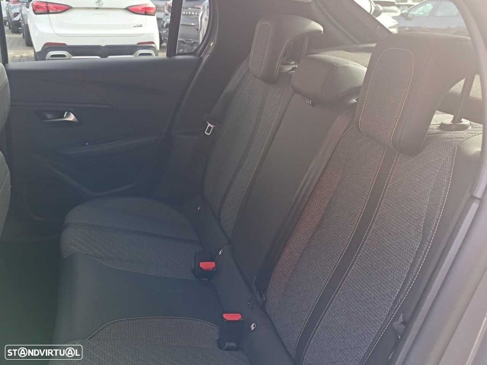 Peugeot 208 1.2 Hybrid Allure e-DCS6 - 11