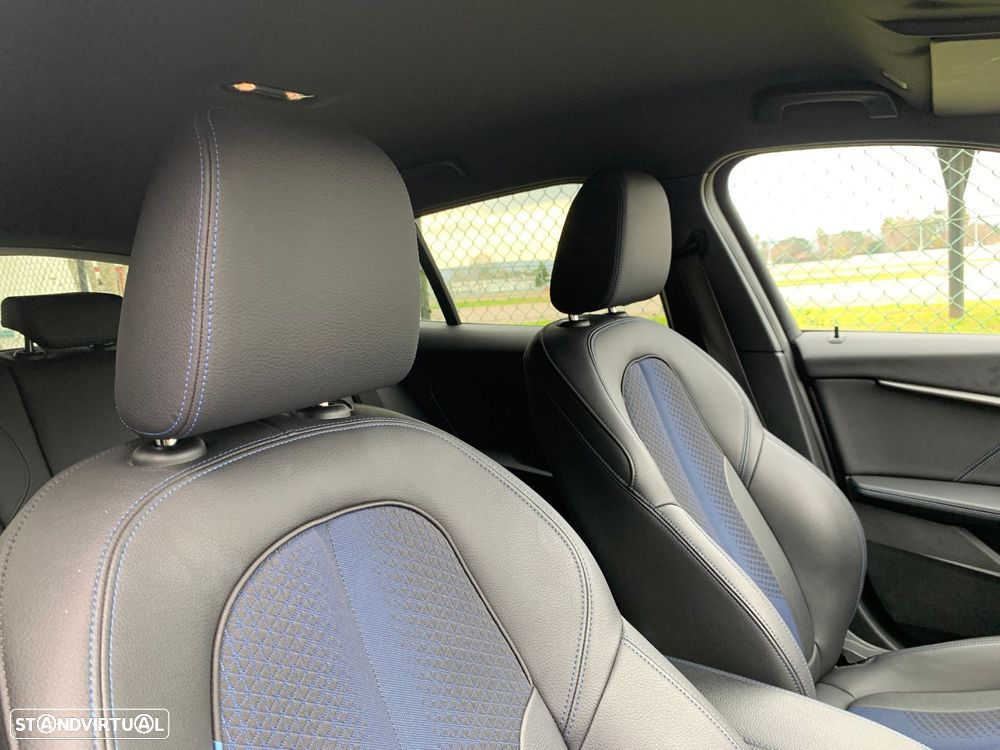 BMW 116 d Pack Desportivo M Auto - 13