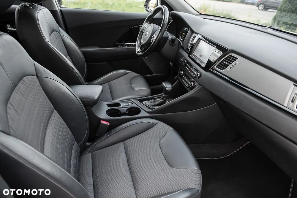 Kia Niro - 34