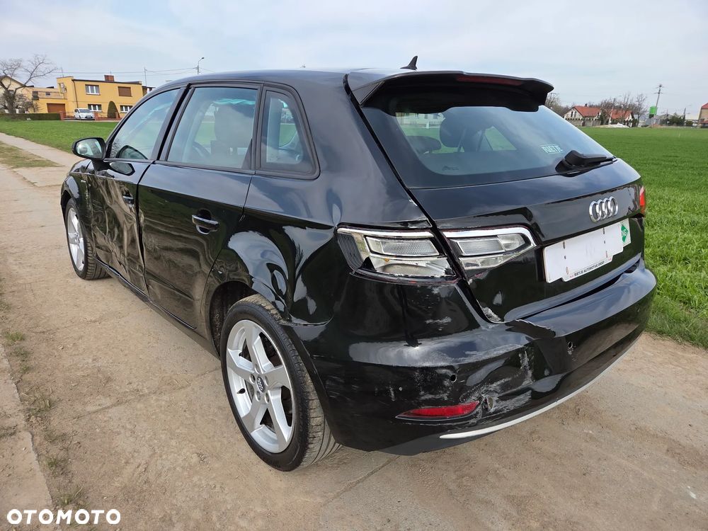 Audi A3 Sportback 1.4 TFSI S tronic Ambiente - 25