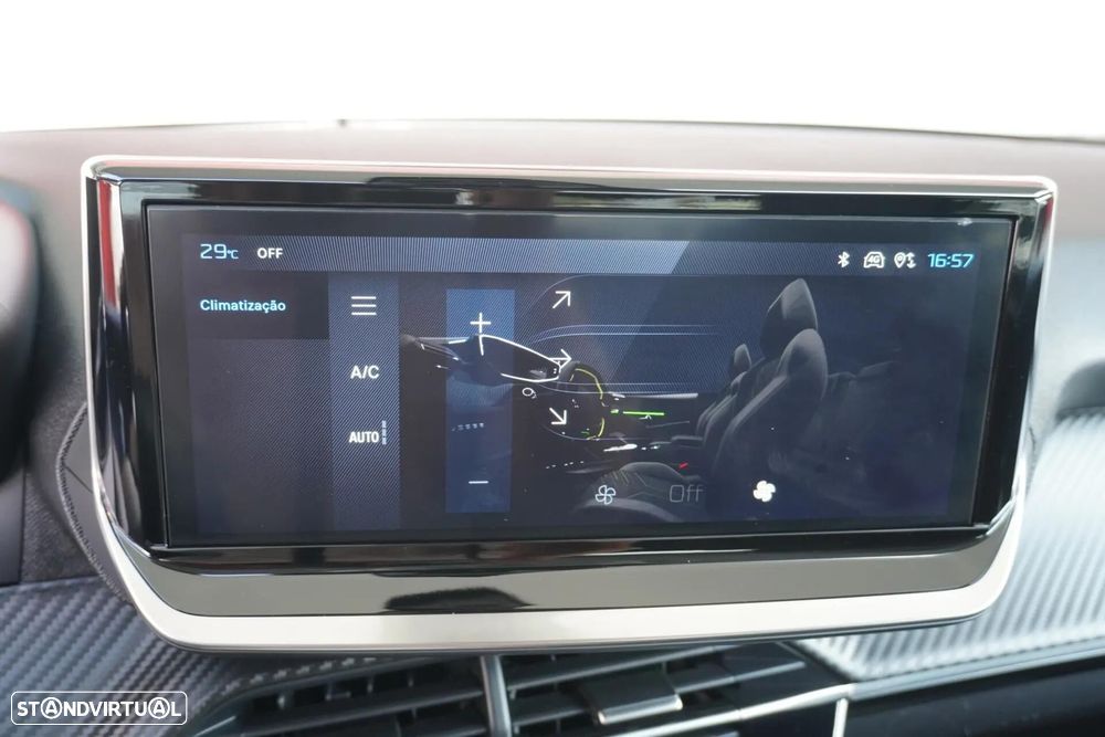 Peugeot 208 - 14