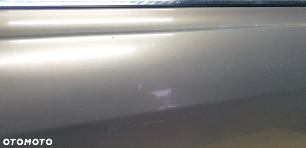 Toyota Avensis T25 Kombi Drzwi Prawy Tył - 3