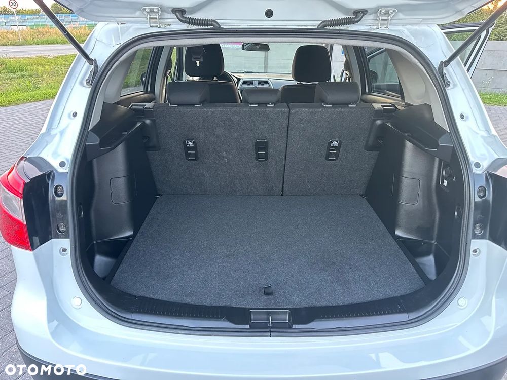 Suzuki SX4 S-Cross 1.6 Premium - 16