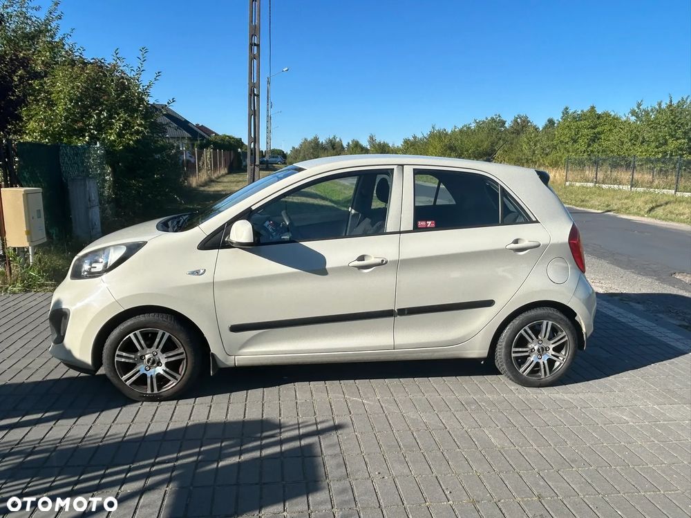 Kia Picanto 1.0 L - 4