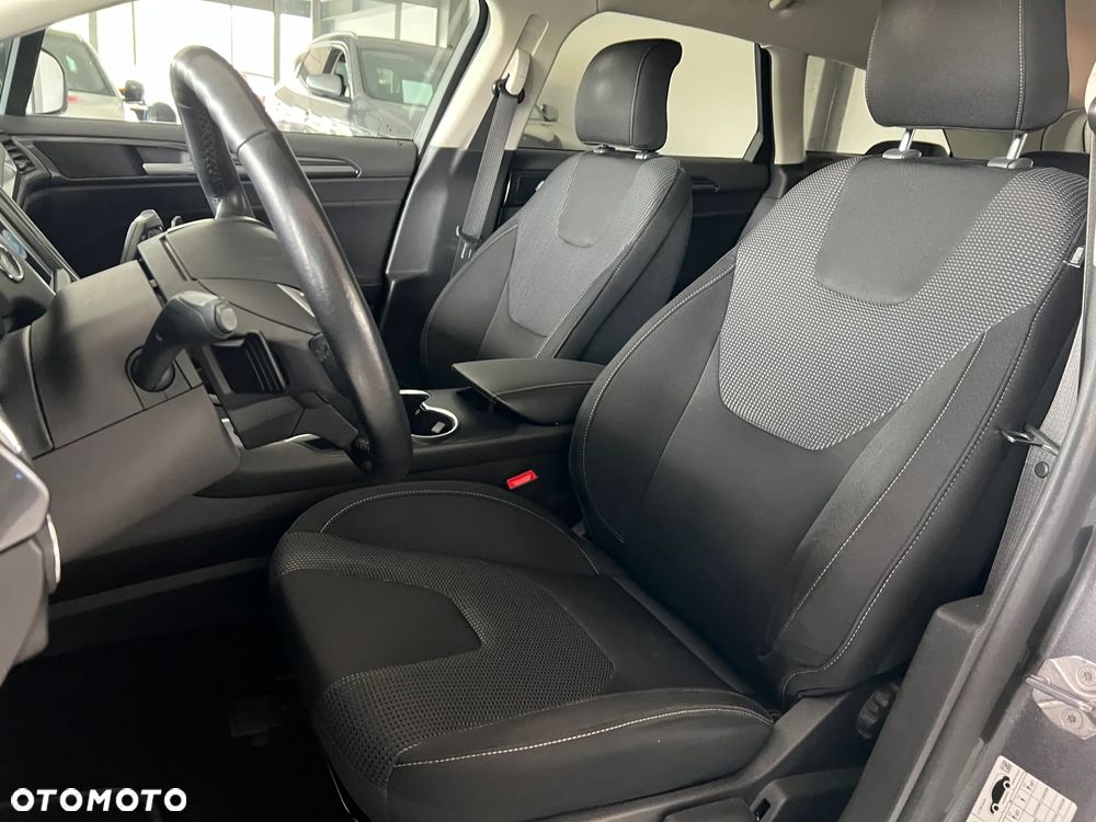 Ford Mondeo 2.0 EcoBlue Titanium - 24