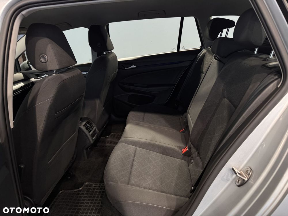 Volkswagen Golf Variant - 14