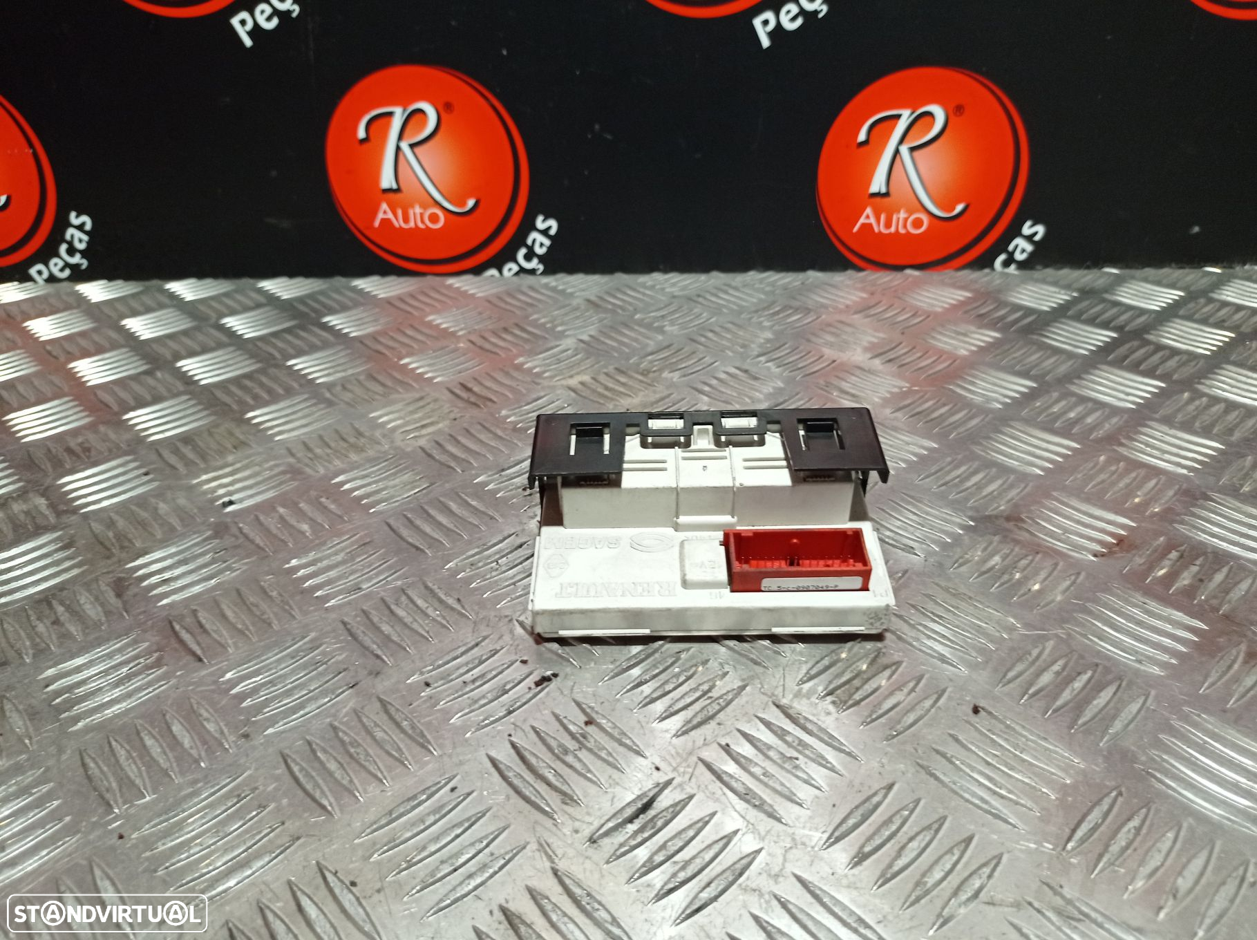Display Do Rádio Renault Megane Ii (Bm0/1_, Cm0/1_) - 3