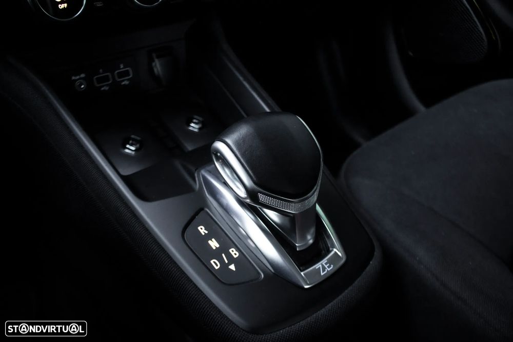 Renault Zoe (c/ Bateria) E-Tech EV50 Equilibre - 17