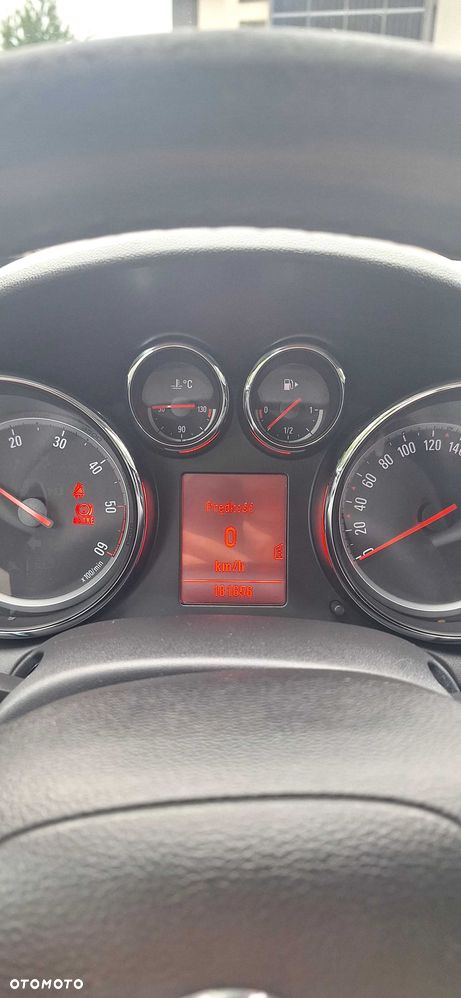 Opel Astra - 4