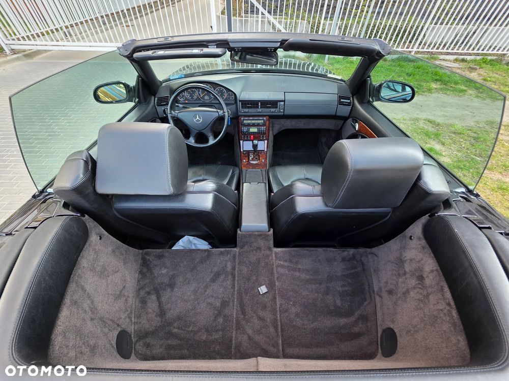 Mercedes-Benz SL - 19