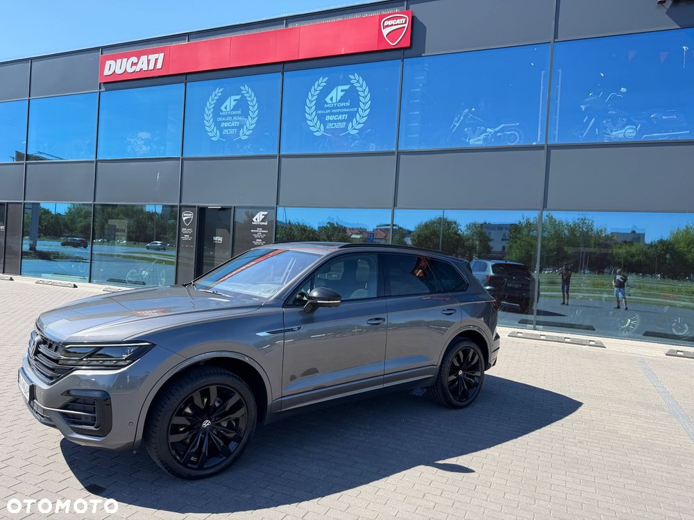 Volkswagen Touareg 3.0 V6 TDI 4Motion R-Line - 2