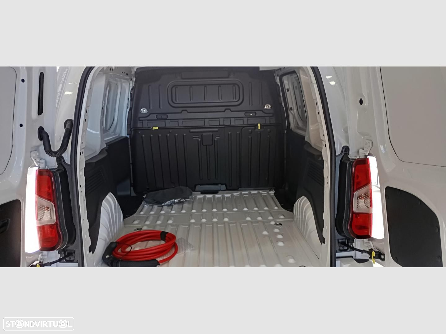 Fiat 0 e-Doblo - 8