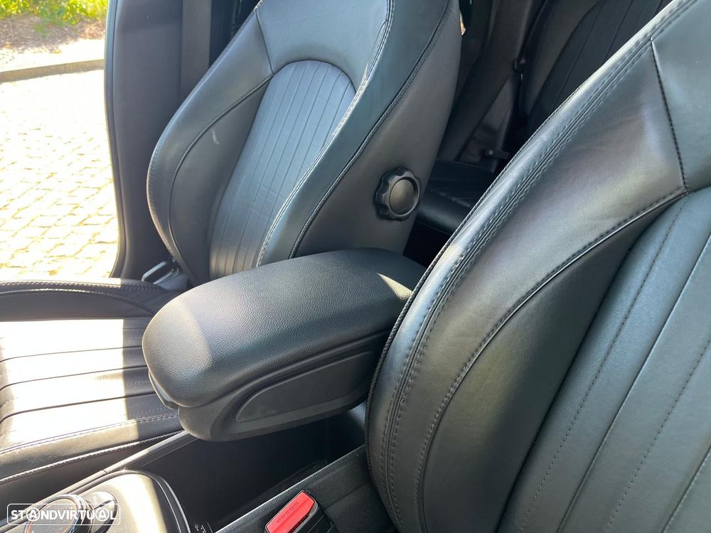 MINI Countryman Cooper SD Auto Desportiva - 9