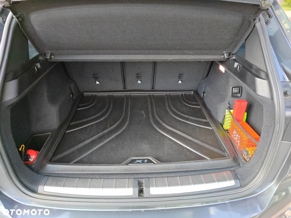 BMW X1 - 15