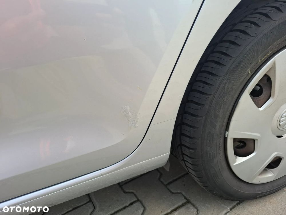 Skoda RAPID - 16