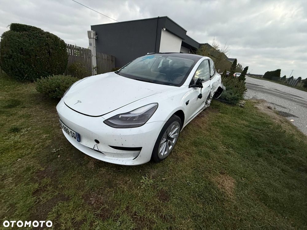 Tesla Model Y RWD - 9