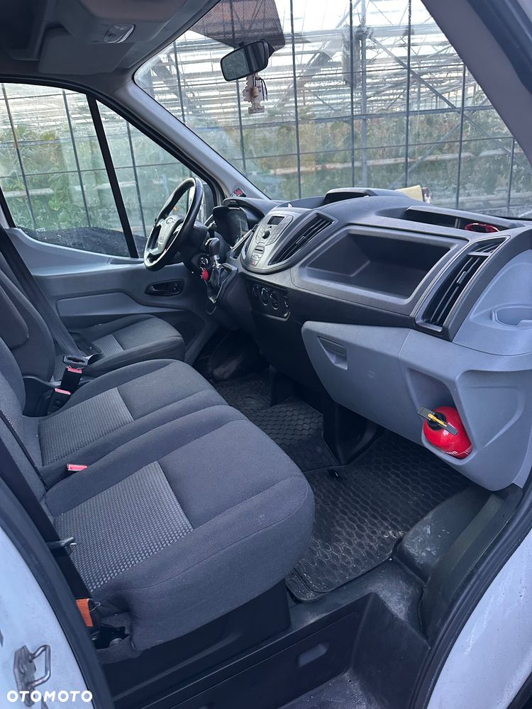 Ford Transit - 6