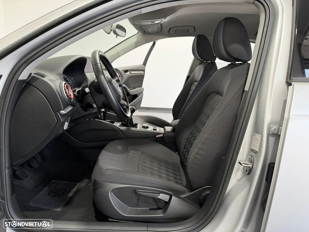 Audi A3 Sportback 1.6 TDI Advance - 30