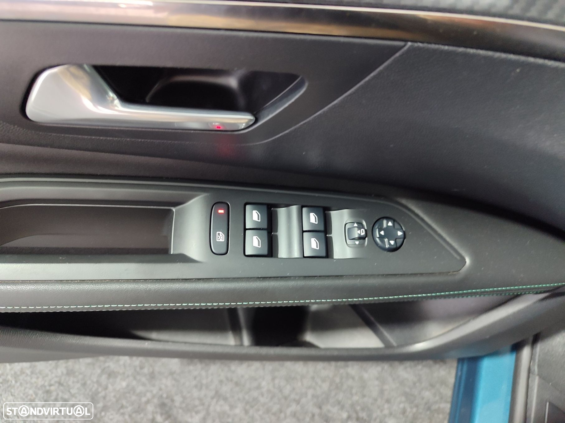 Peugeot 3008 1.5 BlueHDi Allure EAT8 - 34