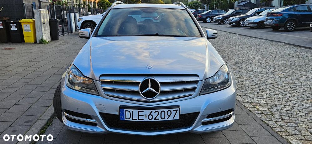 Mercedes-Benz Klasa C 180 T CDI DPF (BlueEFFICIENCY) Avantgarde - 34