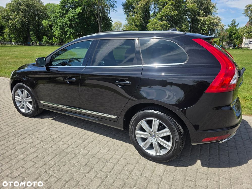 Volvo XC 60 D4 Geartronic Summum - 12