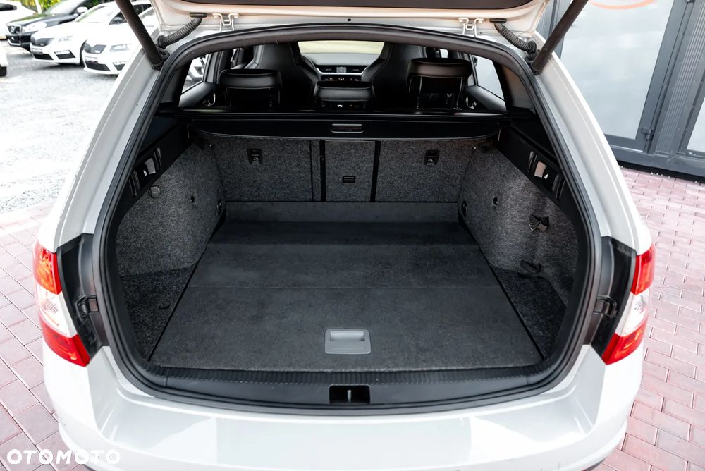 Skoda Octavia 2.0 TSI DSG RS 230 - 22