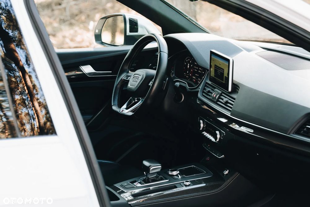 Audi SQ5 - 7
